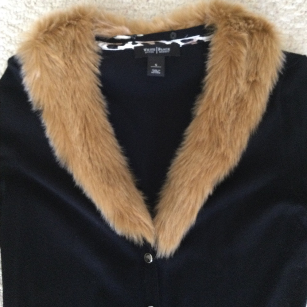 WHBM sexy fitted cardigan - Picture 2 of 8